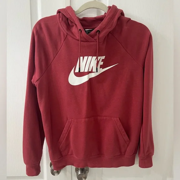 (NWOT) Red Nike Hoodie - Picture 2 of 7